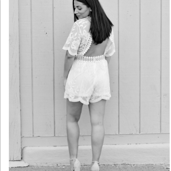 Lace Romper, size S - Picture 8 of 8
